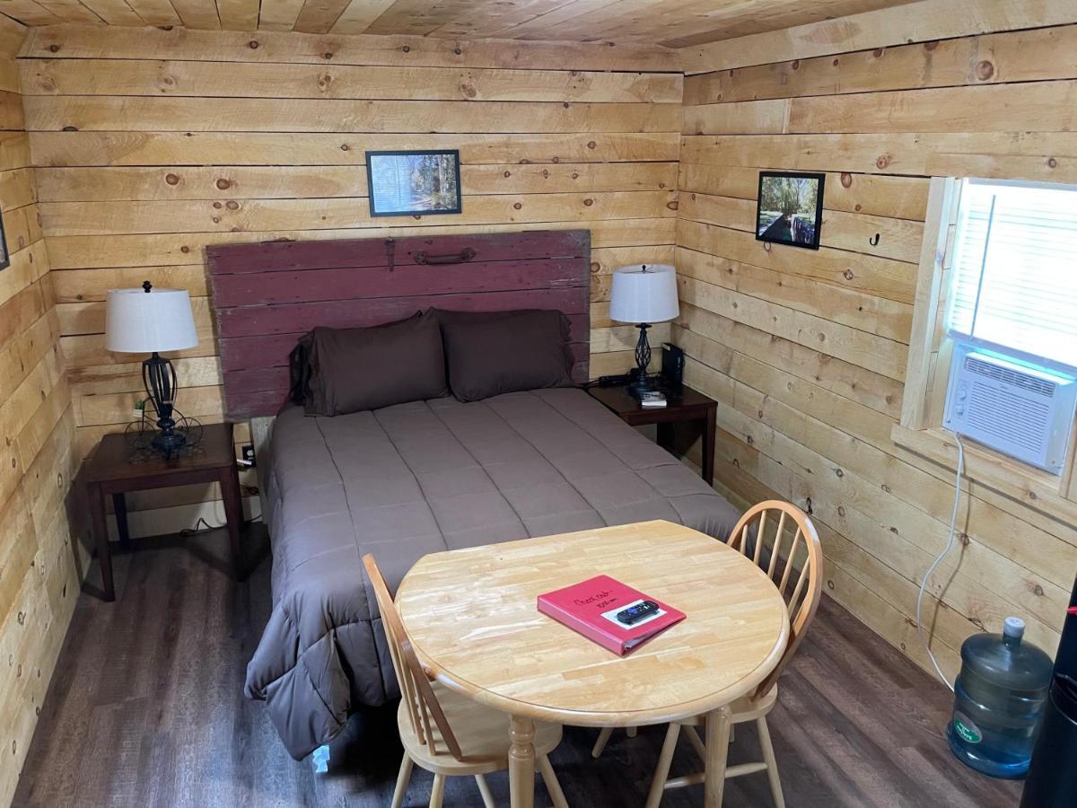 Canal Cabins Paw Paw Extérieur photo