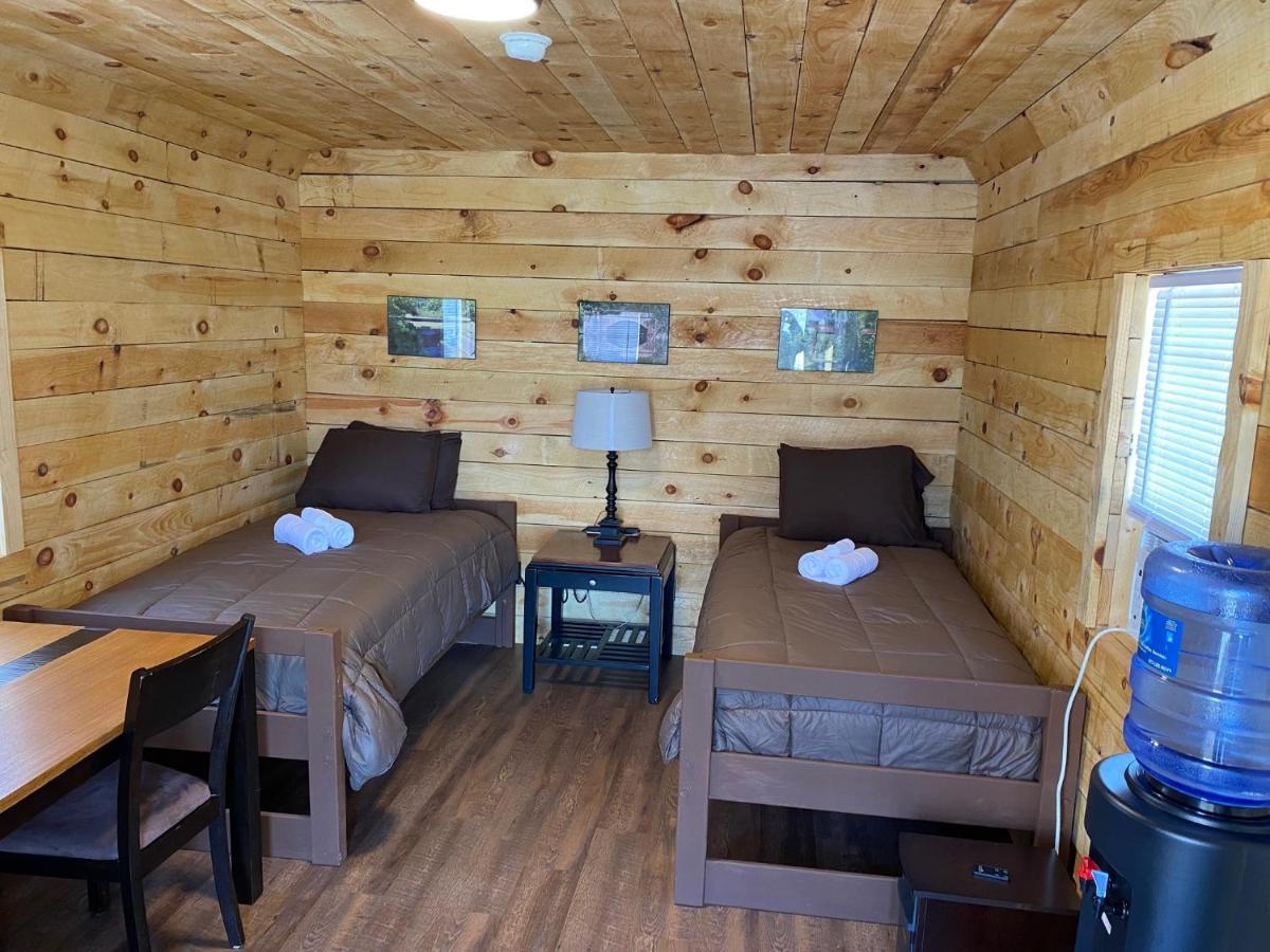 Canal Cabins Paw Paw Extérieur photo